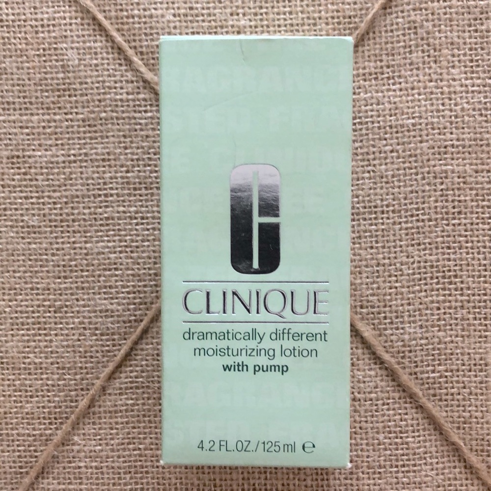 Clinique Dramatically Different Moisturizing Lotion with pump